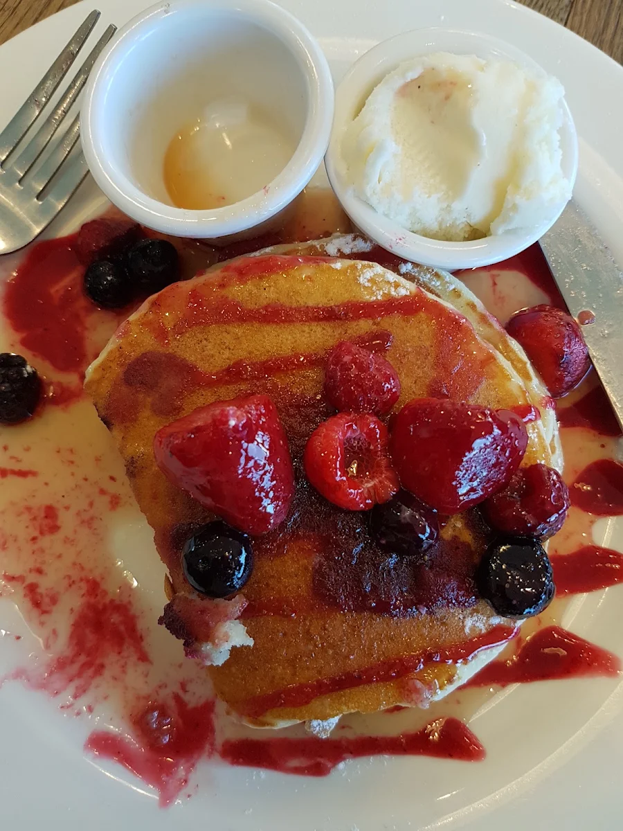 Housemade Pancakes w Fruits, Coffee Guru Franklin