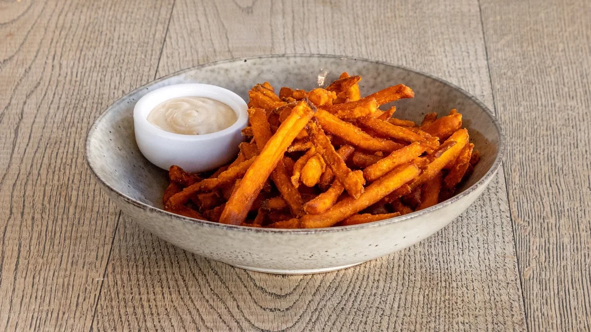 Sweet Potato Chips w Aioli, Coffee Guru Franklin