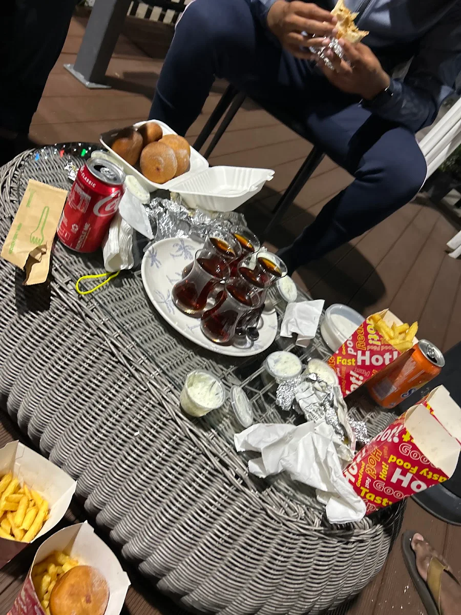 Highlights, Jake's Kebab