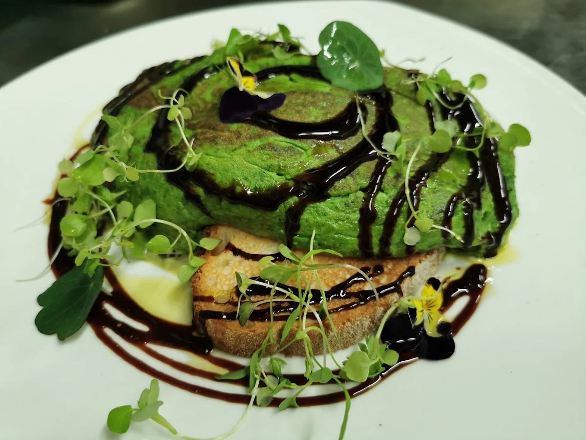 Highlights, Xpose Cafe