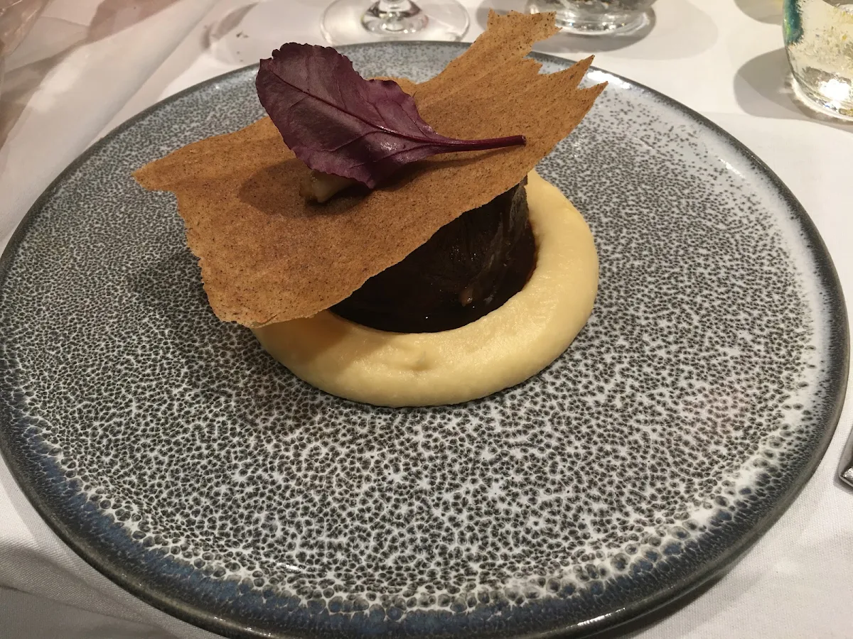 Beef Cheeks, Silvester's Restaurant & Lounge