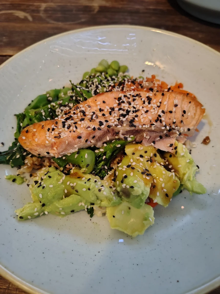 Salmon Teriyaki Poke Bowl