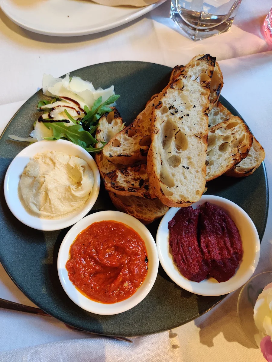 Turkish Bread with Dips