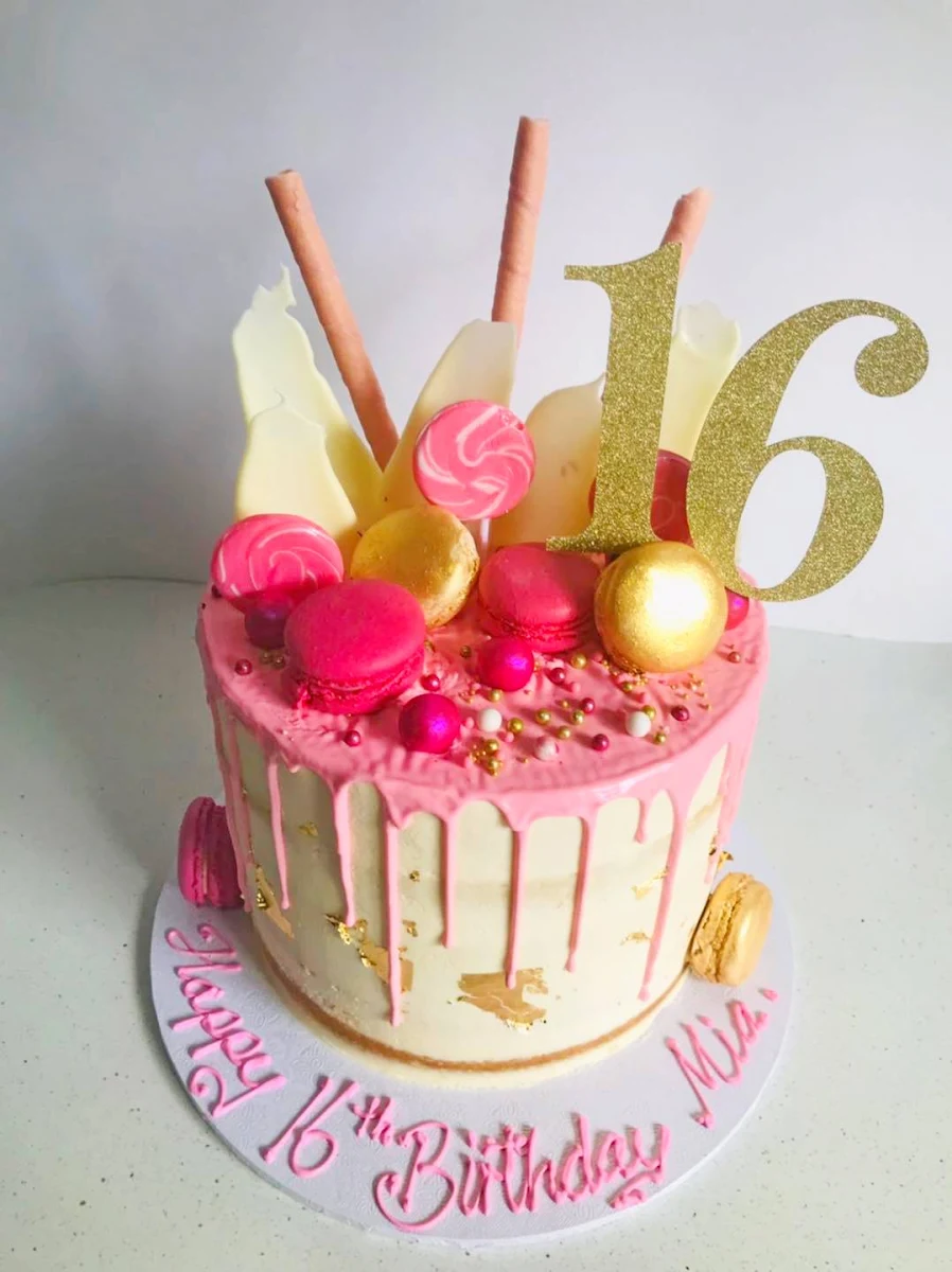 Highlights, Sonia's Cake Palace