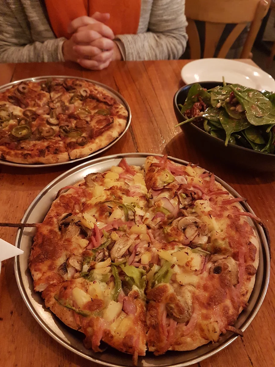 Hawaiian Pizza