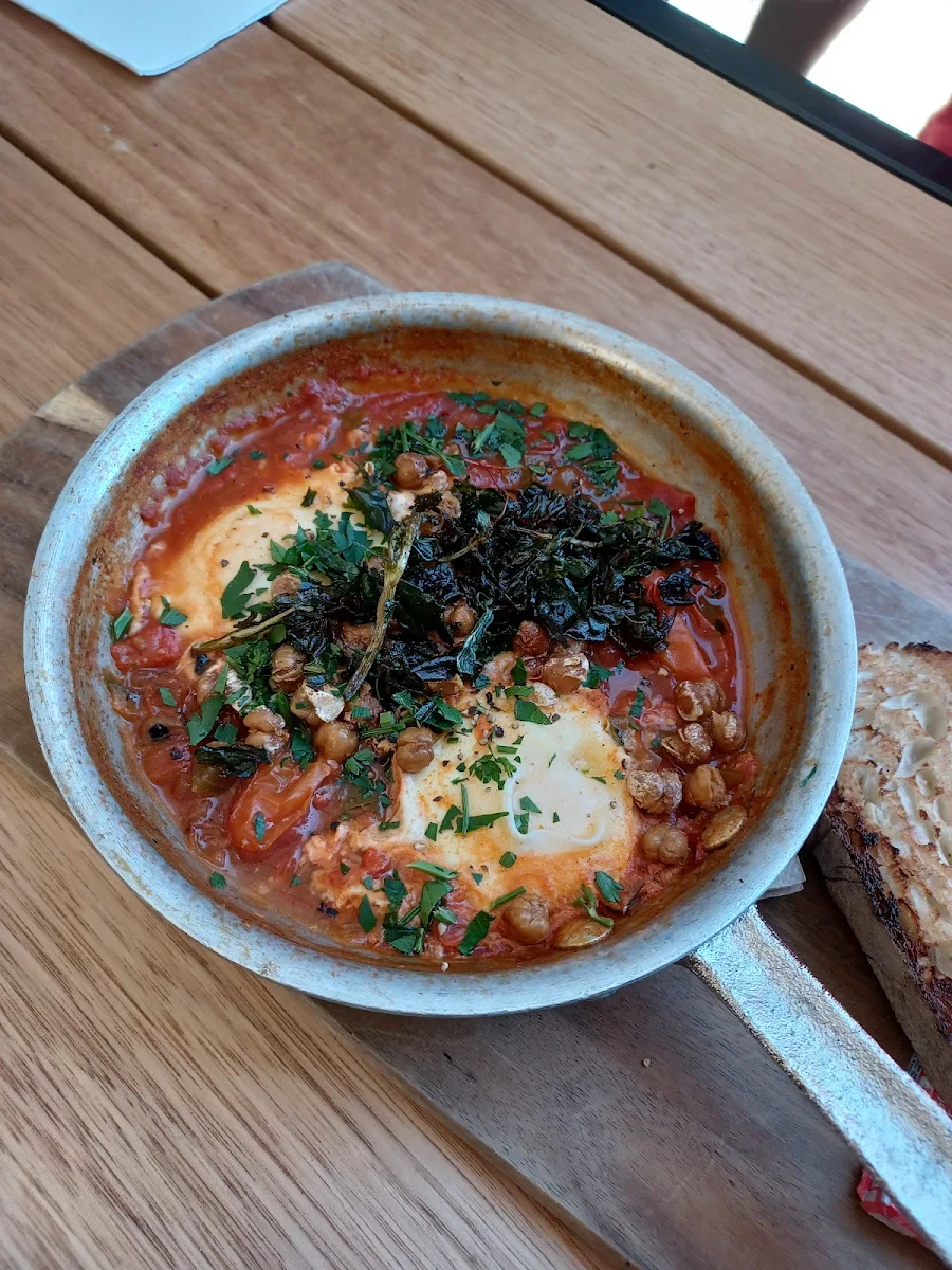 Shakshuka, Fika on Brix