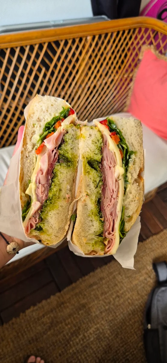 Highlights, Kneed Bread Cafe