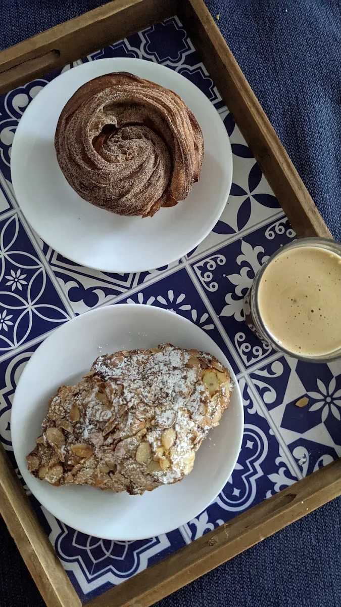 Cinnamon Swirl & Almond Croissant