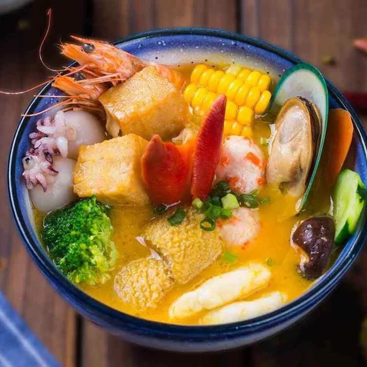 Highlights, Golden Roc Hot Pot 麻辣鲜生