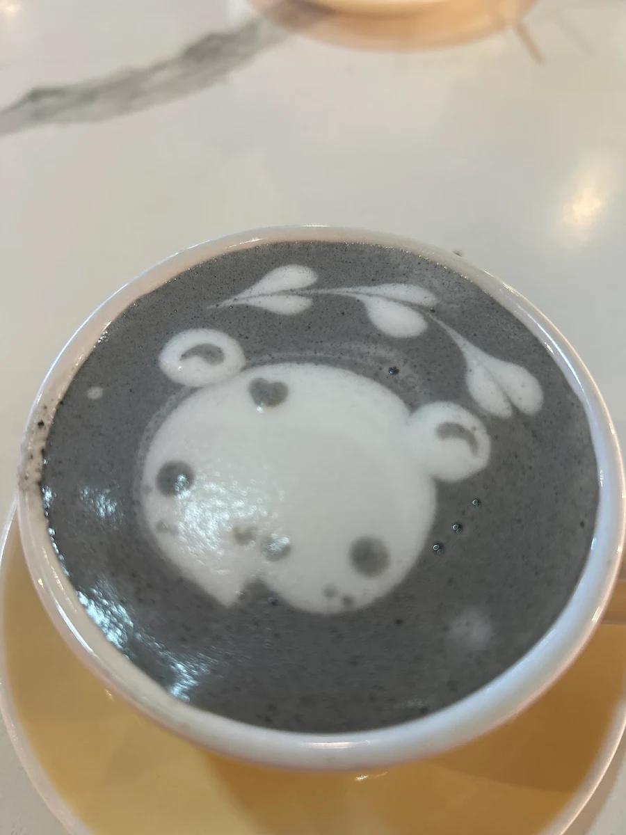 Highlights, Gangnam bakery