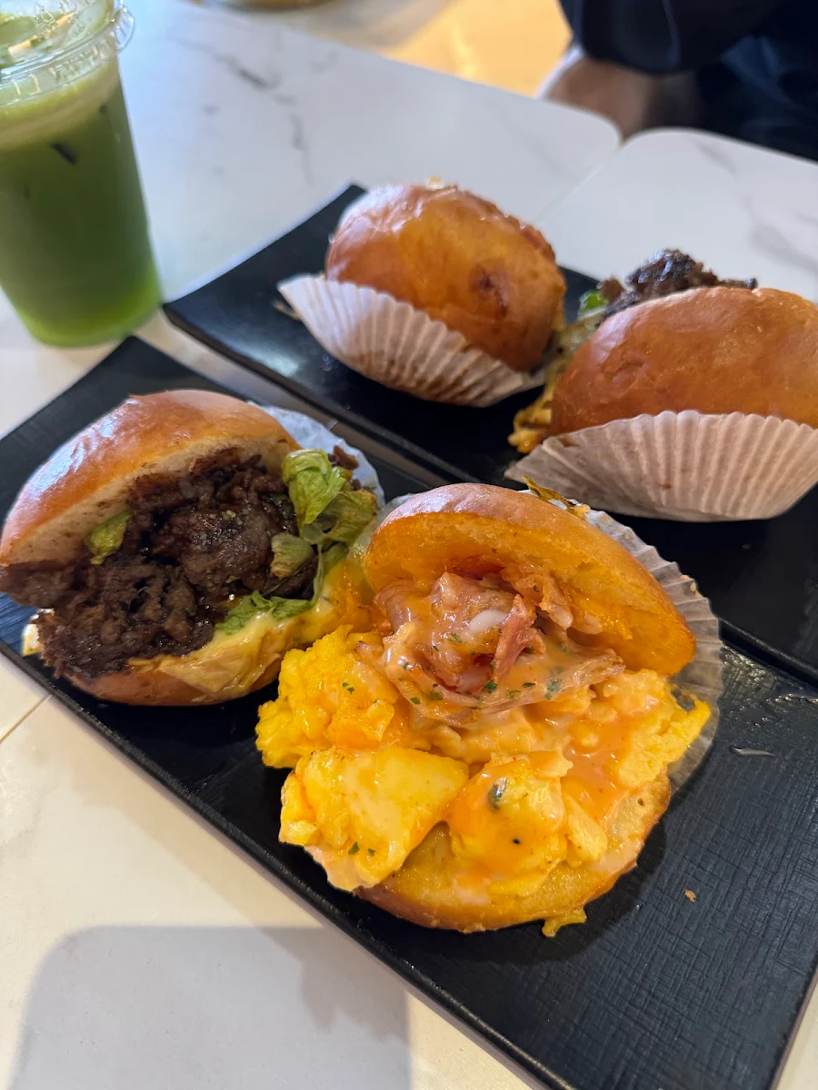 Highlights, Gangnam bakery