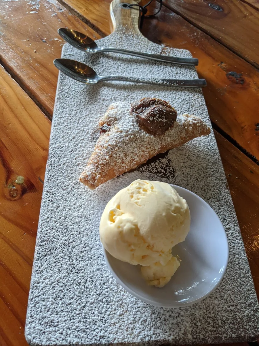 Sweet Empanada, Mr Chorizo & Parrillada