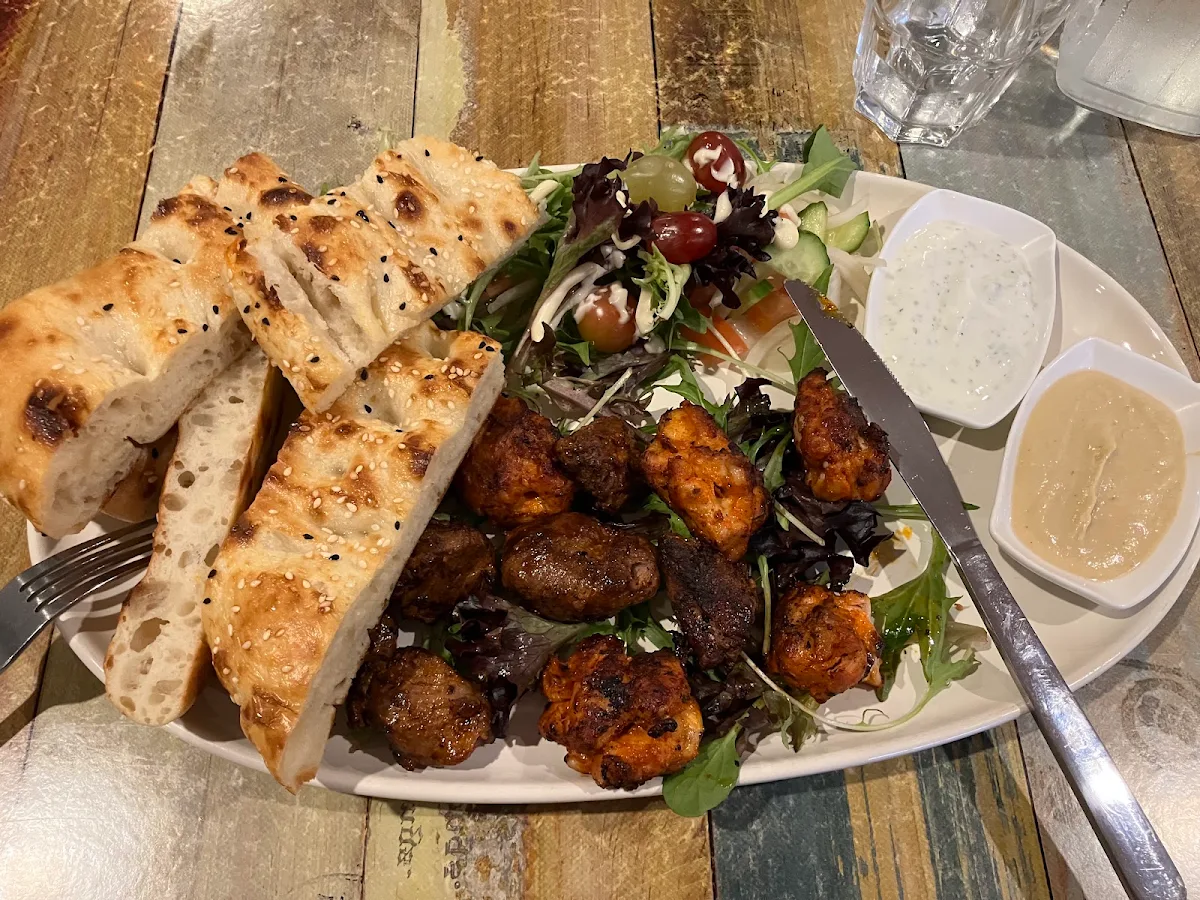 Extra Bread, Akdeniz Grill House