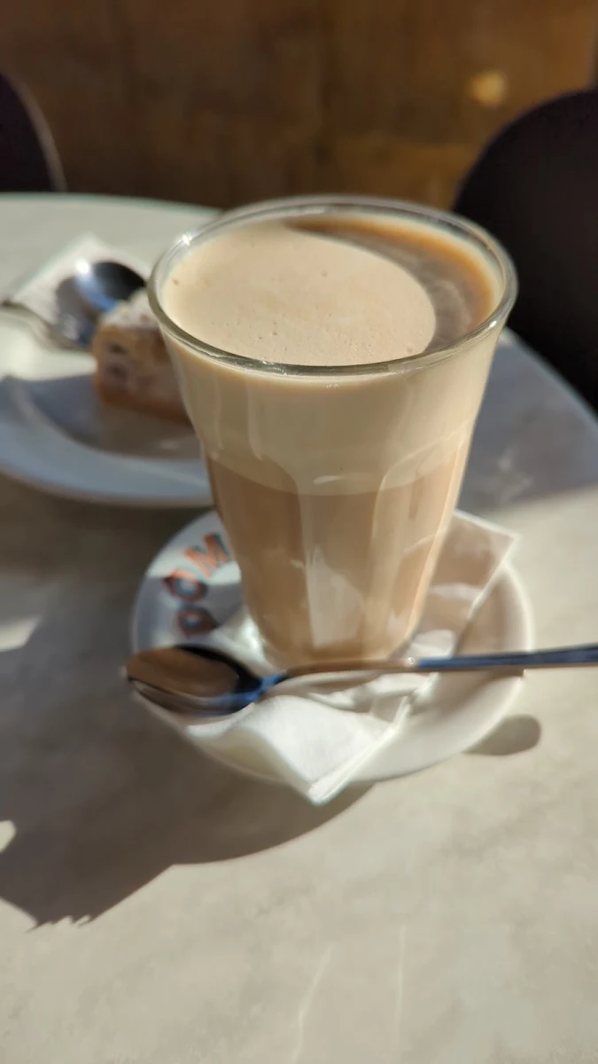 Latte, Dôme Café - Midland