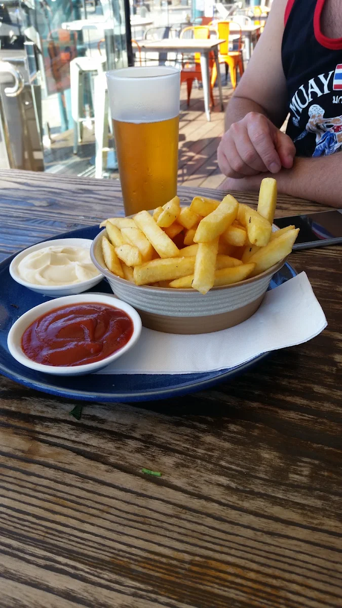 Hot Chips, The Grand Bar