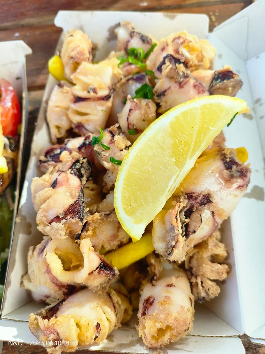 Salt Pepper Squids