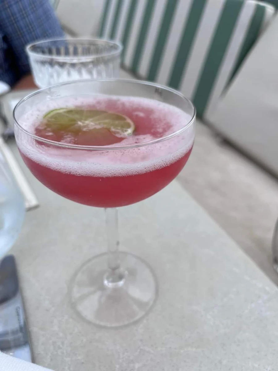 Highlights, Theo's Rooftop Bar