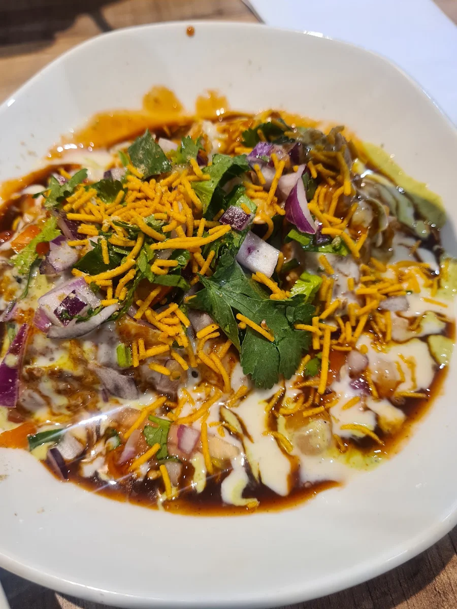 Samossa Chat, Indioz Indian Restaurant