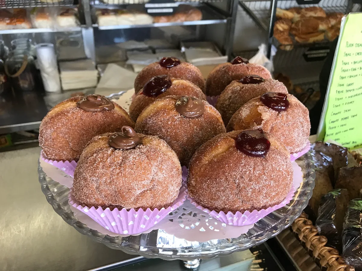 Highlights, TRENT PHAM BAKERY