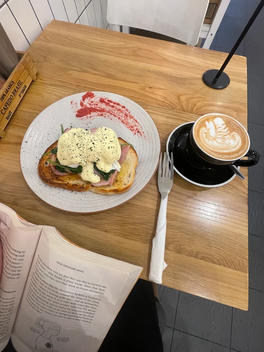 Bacon Egg Benedict