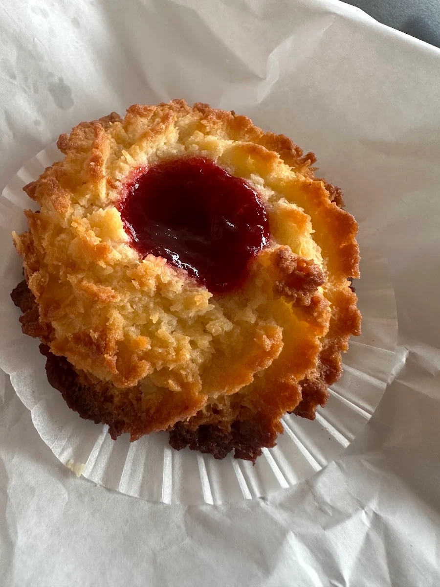 Highlights, Lisle's Quality Cakes