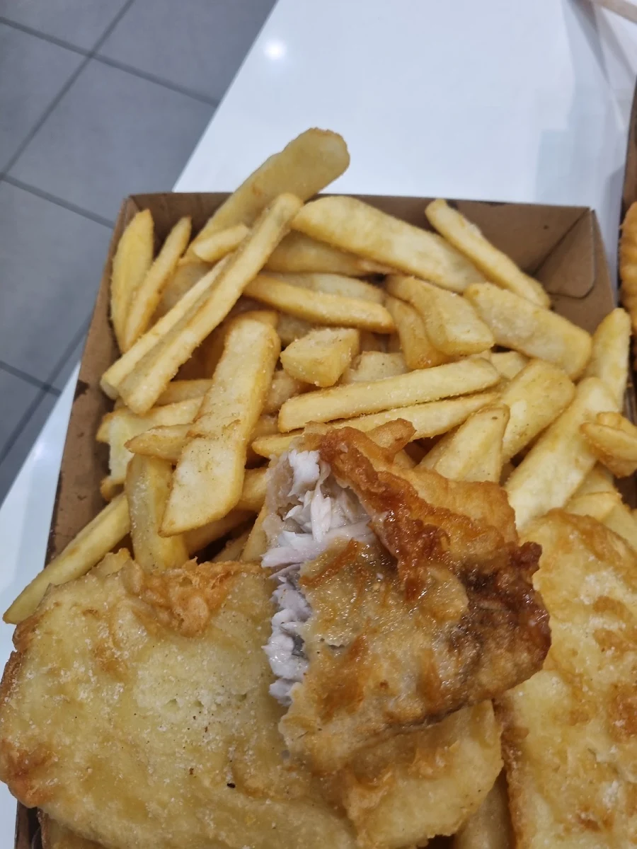 Highlights, Gus's Seafood