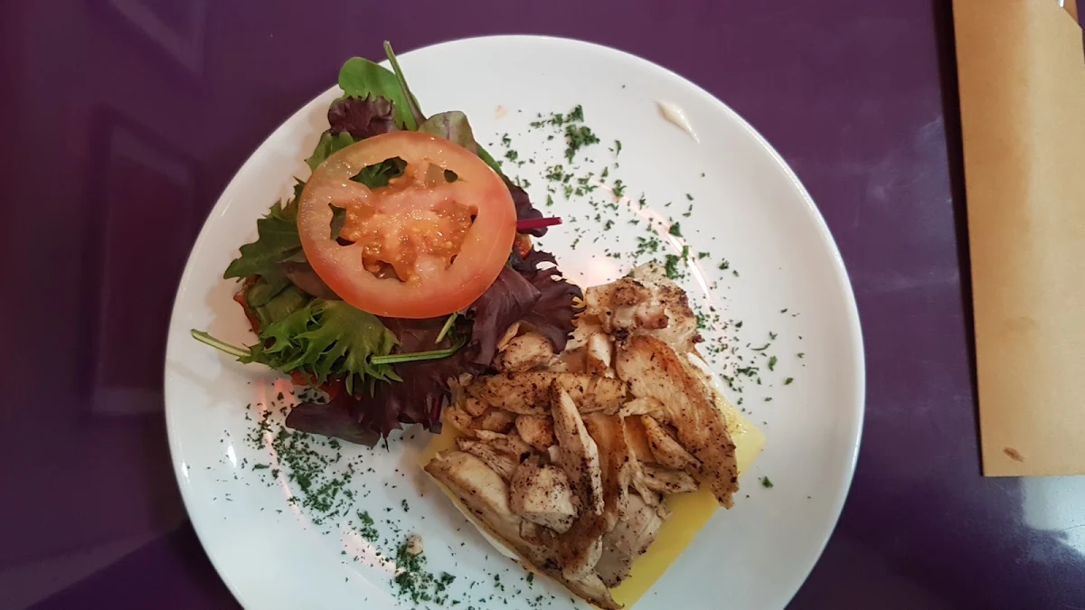 Highlights, Utopia cafe Kingaroy