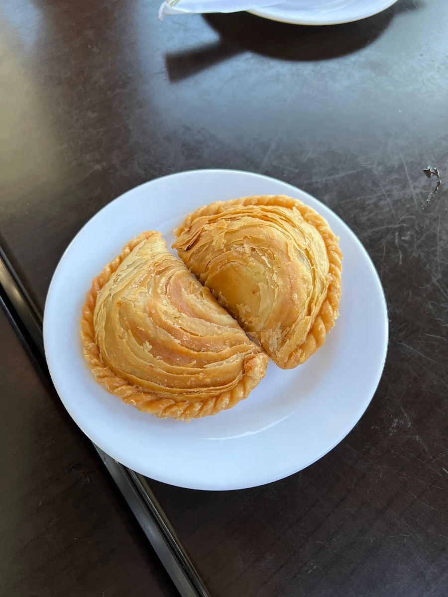 Curry Puff, Knox Gateway Cafe