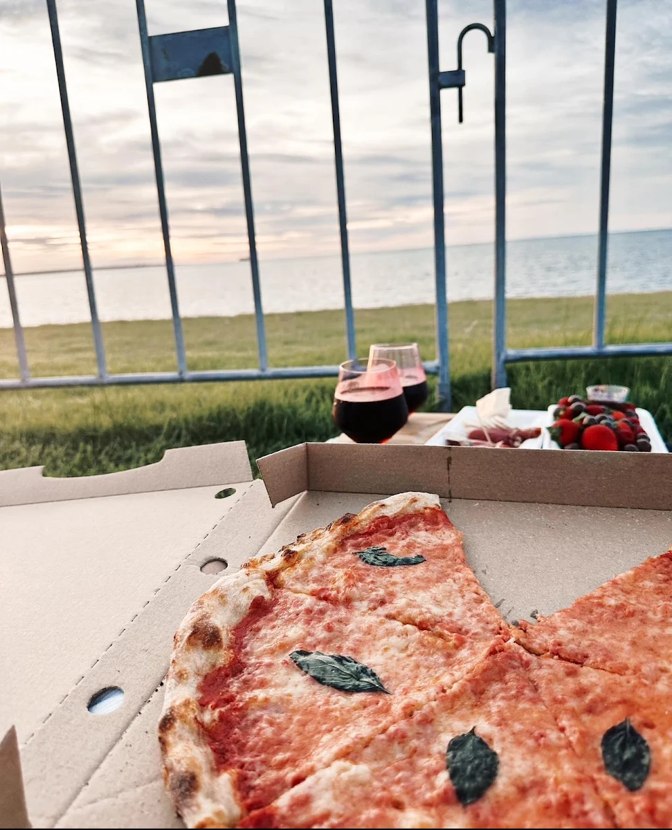 Highlights, Nonna Mia By The Taste of Italy (formerly Luigi's Pizzeria)