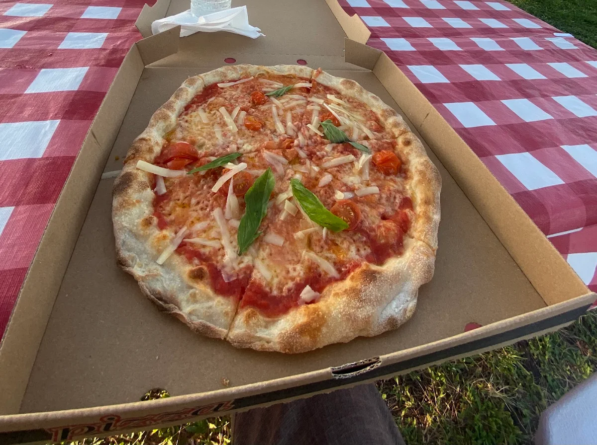 Highlights, Nonna Mia By The Taste of Italy (formerly Luigi's Pizzeria)