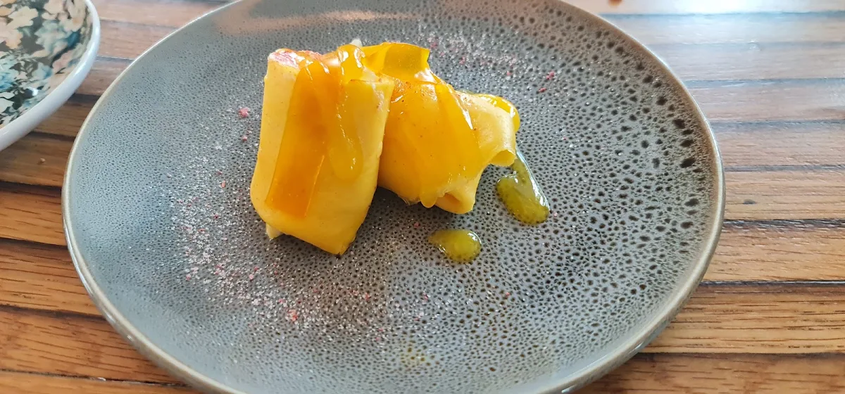 Mango Pudding, Singapore Circus