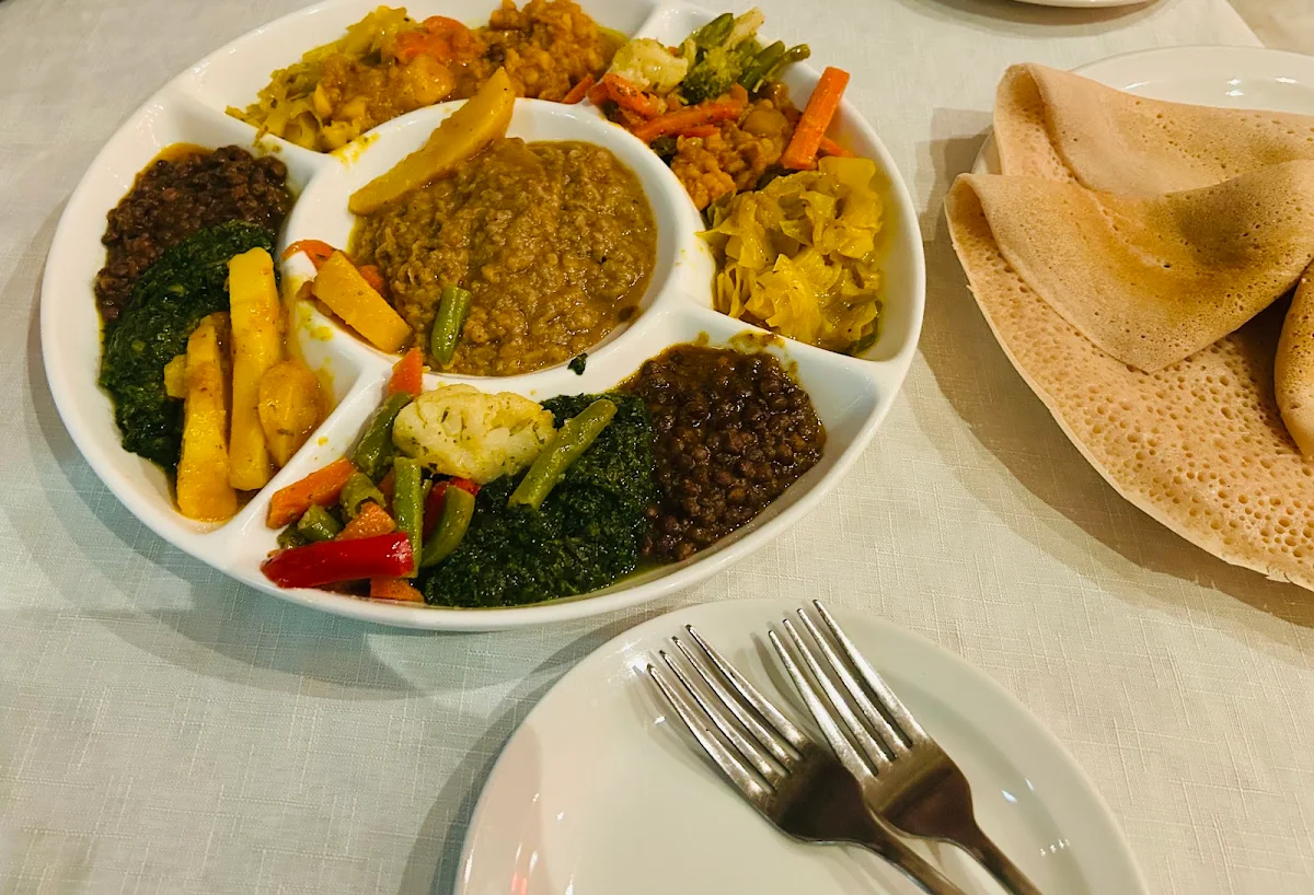 Vegetarian Beyaynetu Vegan