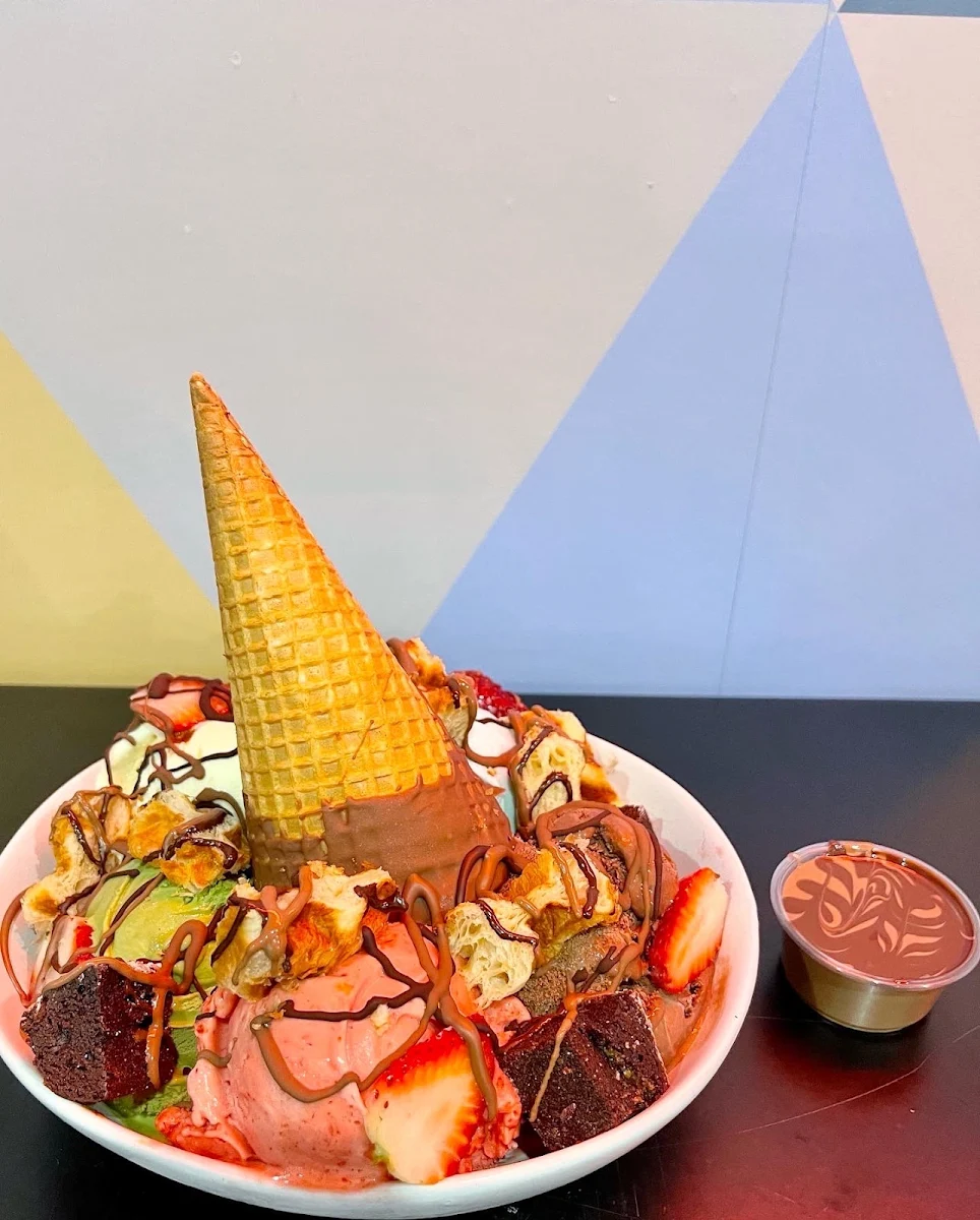 Mega Sundae, C9 Chocolate & Gelato Macquarie Centre