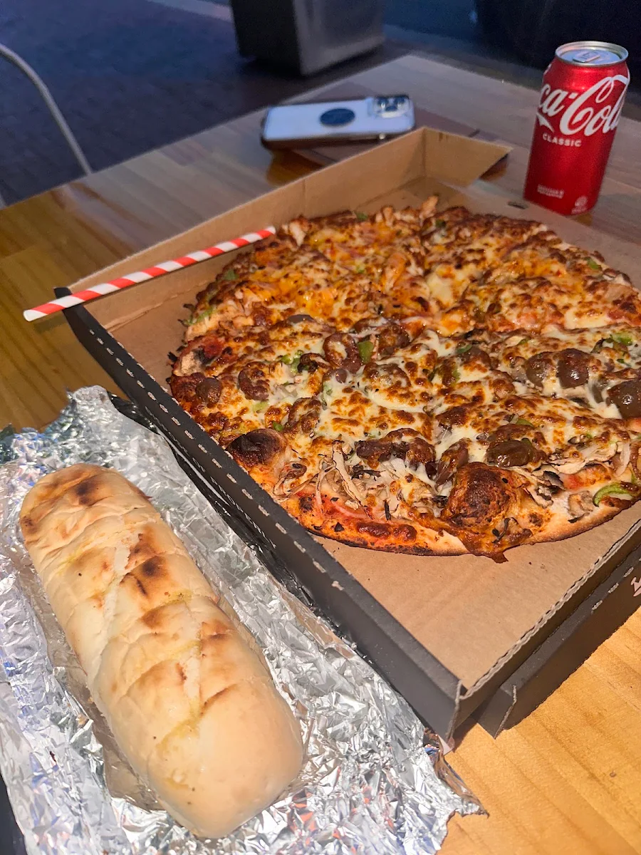 Ozz Pizza