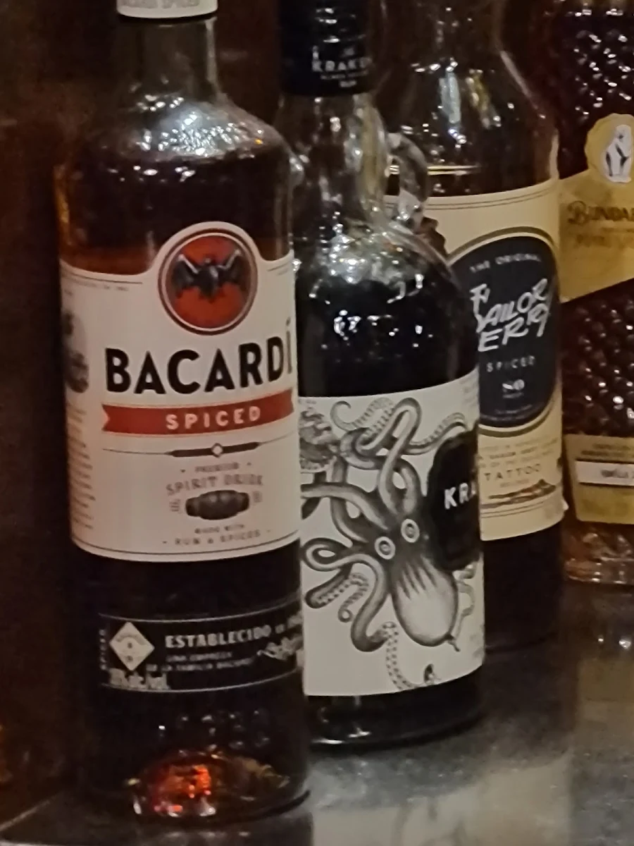 Highlights, McGinty's Irish Bar