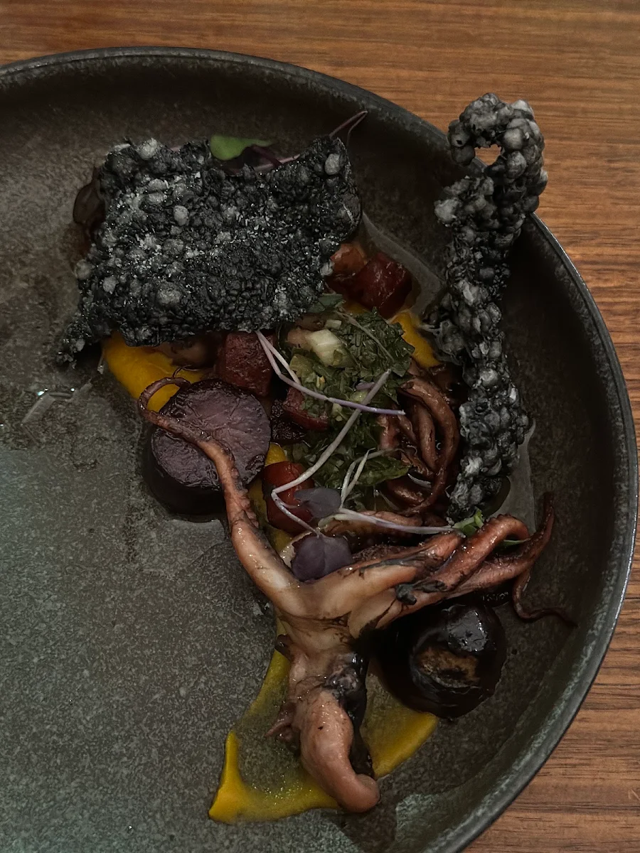 Squid Ink Cracker