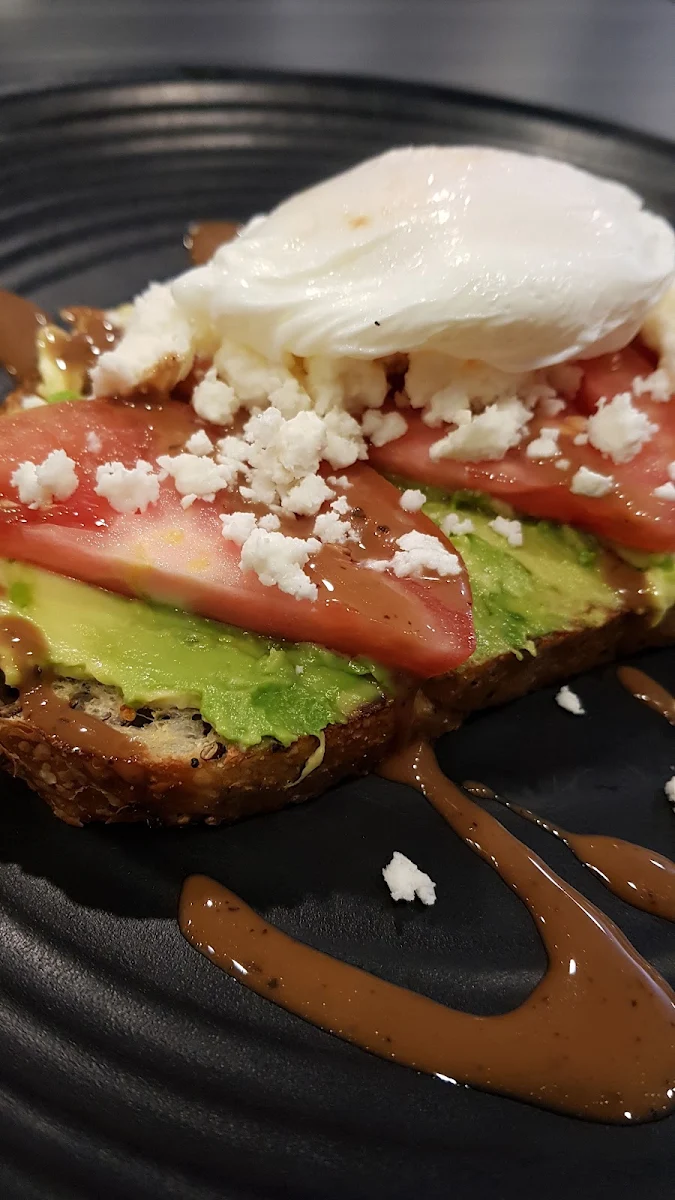 Smashed Avocado, Lara's Cafe
