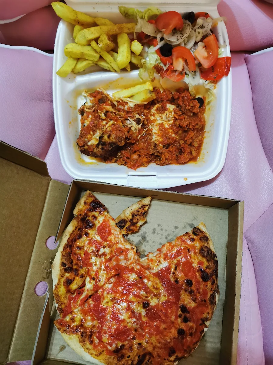 Highlights, Pronto Pizza & Spaghetti Bar
