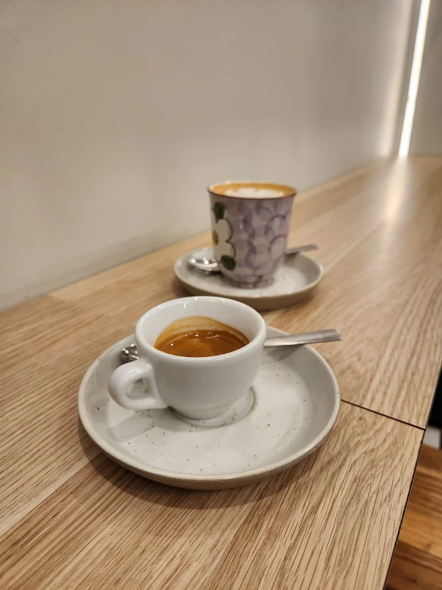 Espresso, Plus Coffee & Co