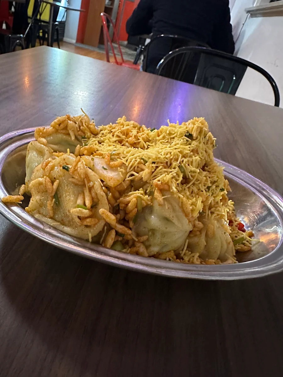 Samosa Chat, Magic Momo Kafe West Footscray