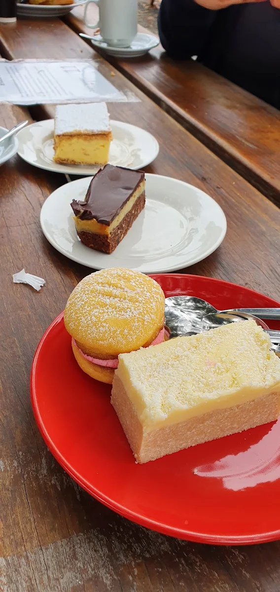 Caramel Slice