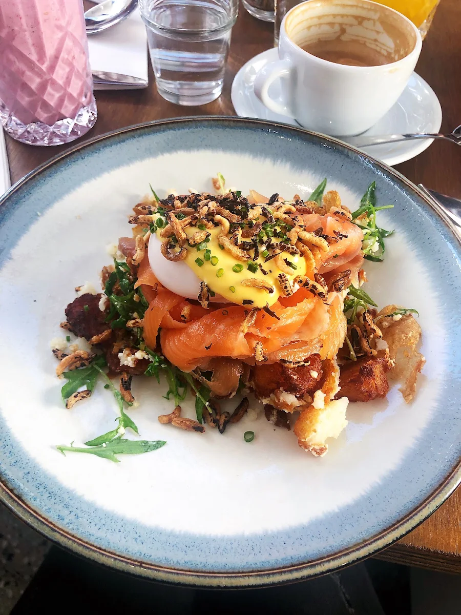 Salmon with Poached Eggs
