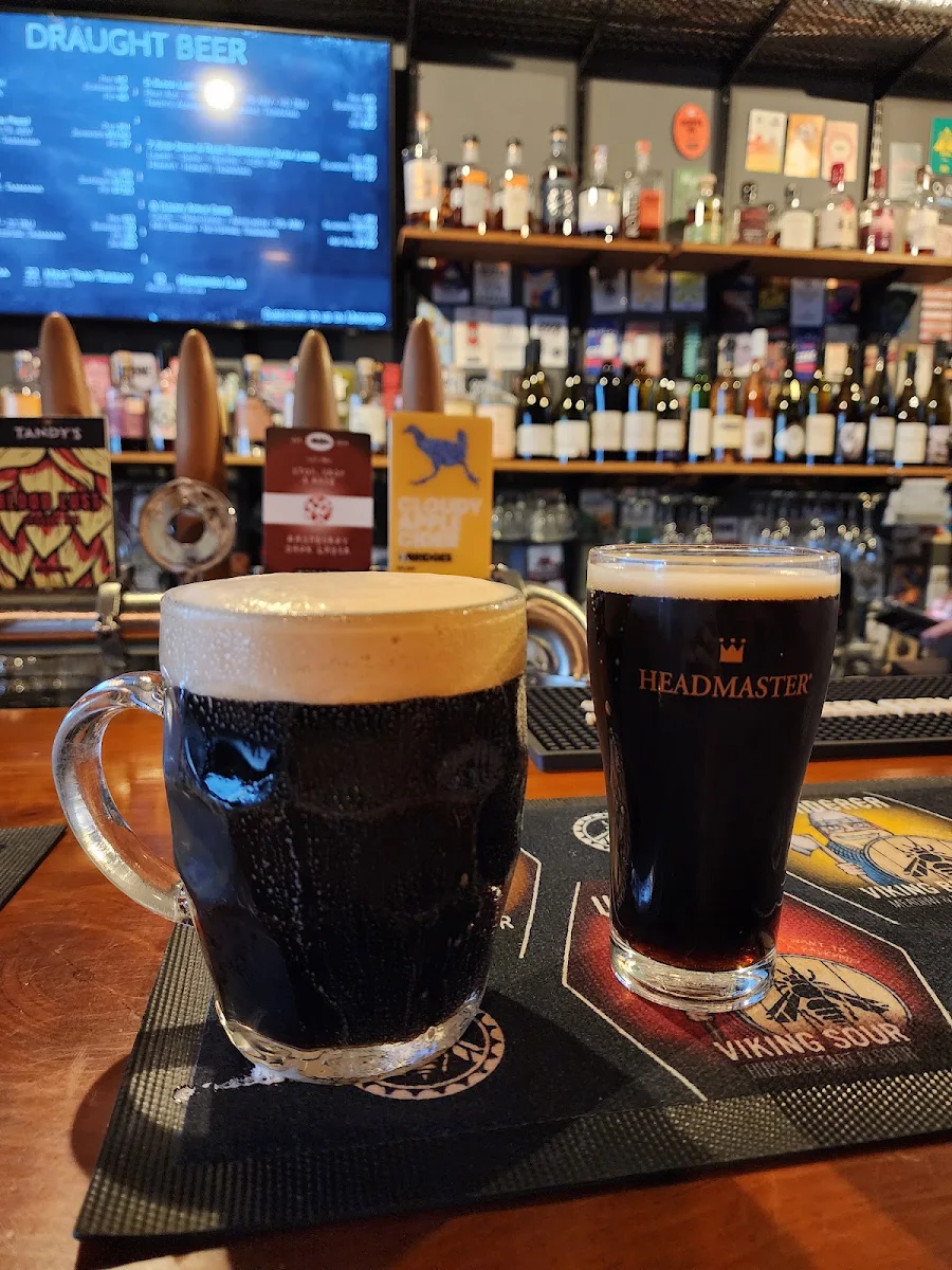 Highlights, Tandy's Alehouse