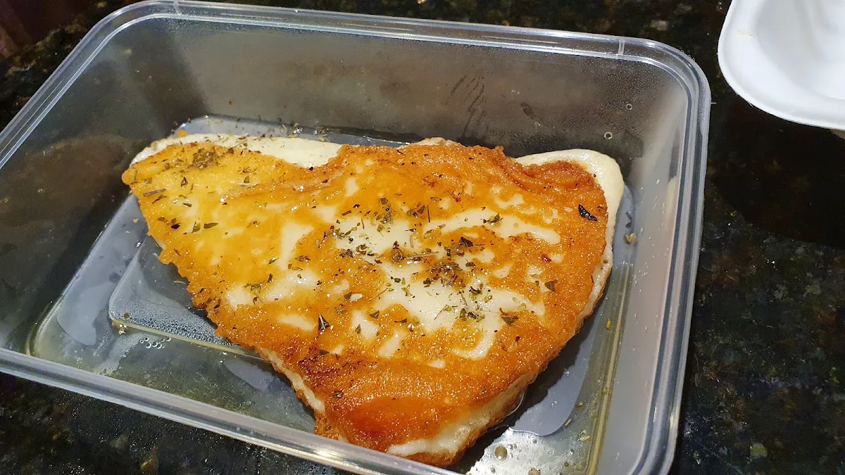 Saganaki, Secret Souv