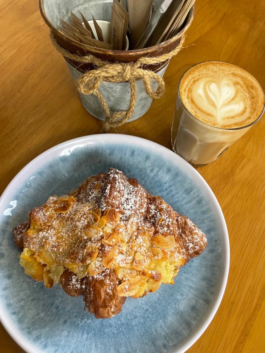 Highlights, Balaboosta cafe