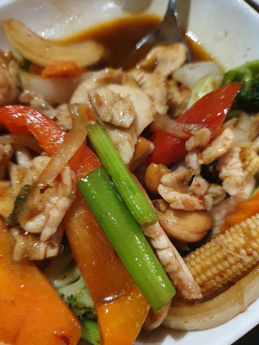 Sweet Chilli Jam with Cashew Chicken