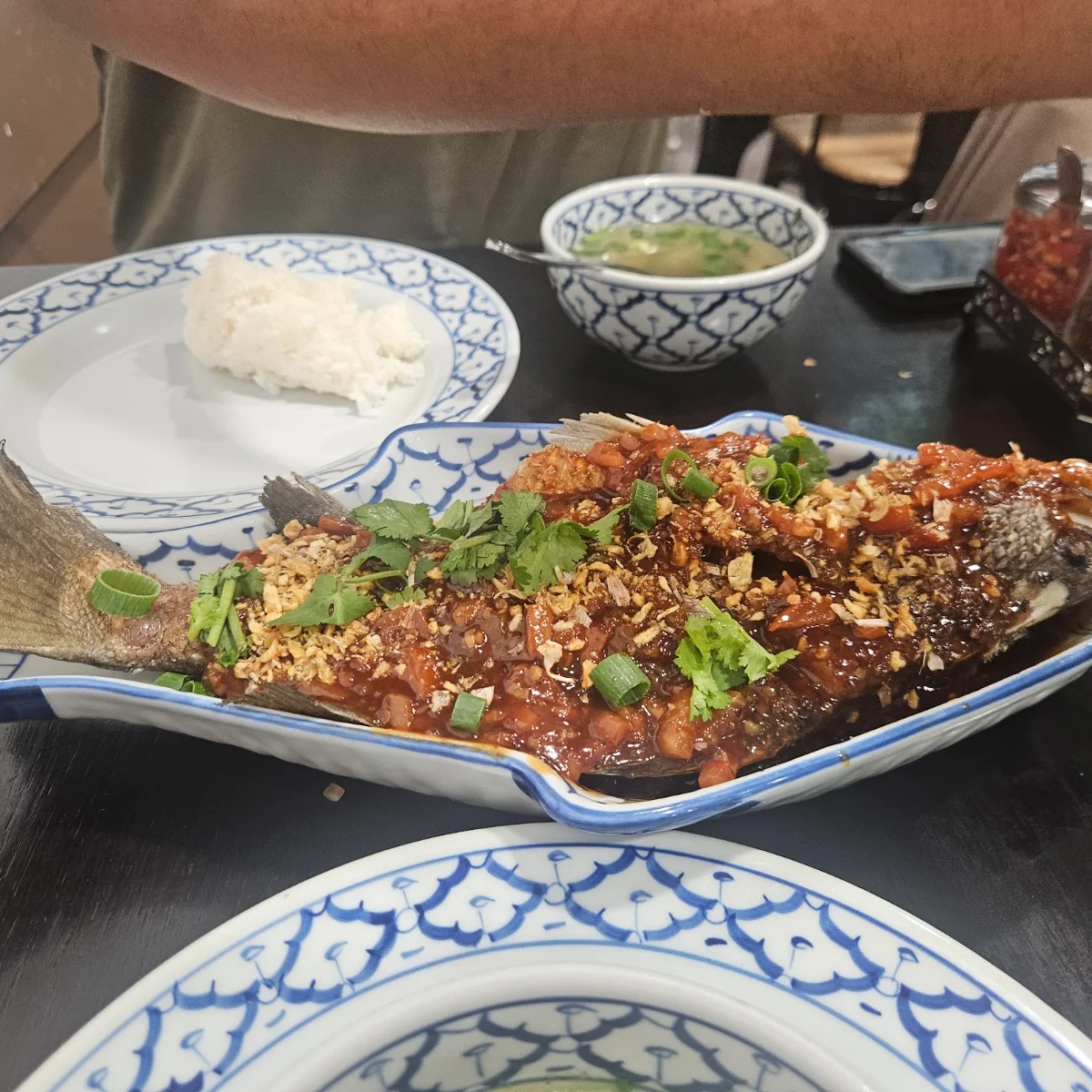 Pla Lad Prik, Salween Thai Restaurant