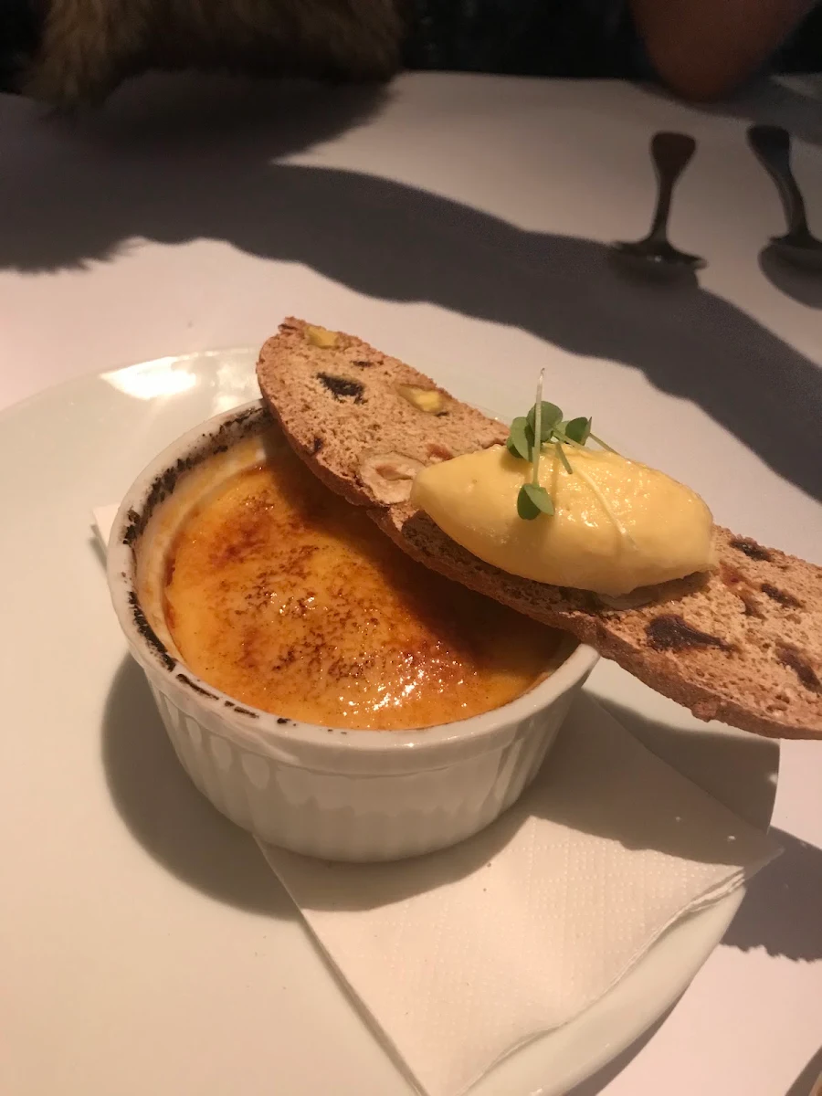 Lemongrass & Ginger Creme Brulee, Latitude 30 Restaurant