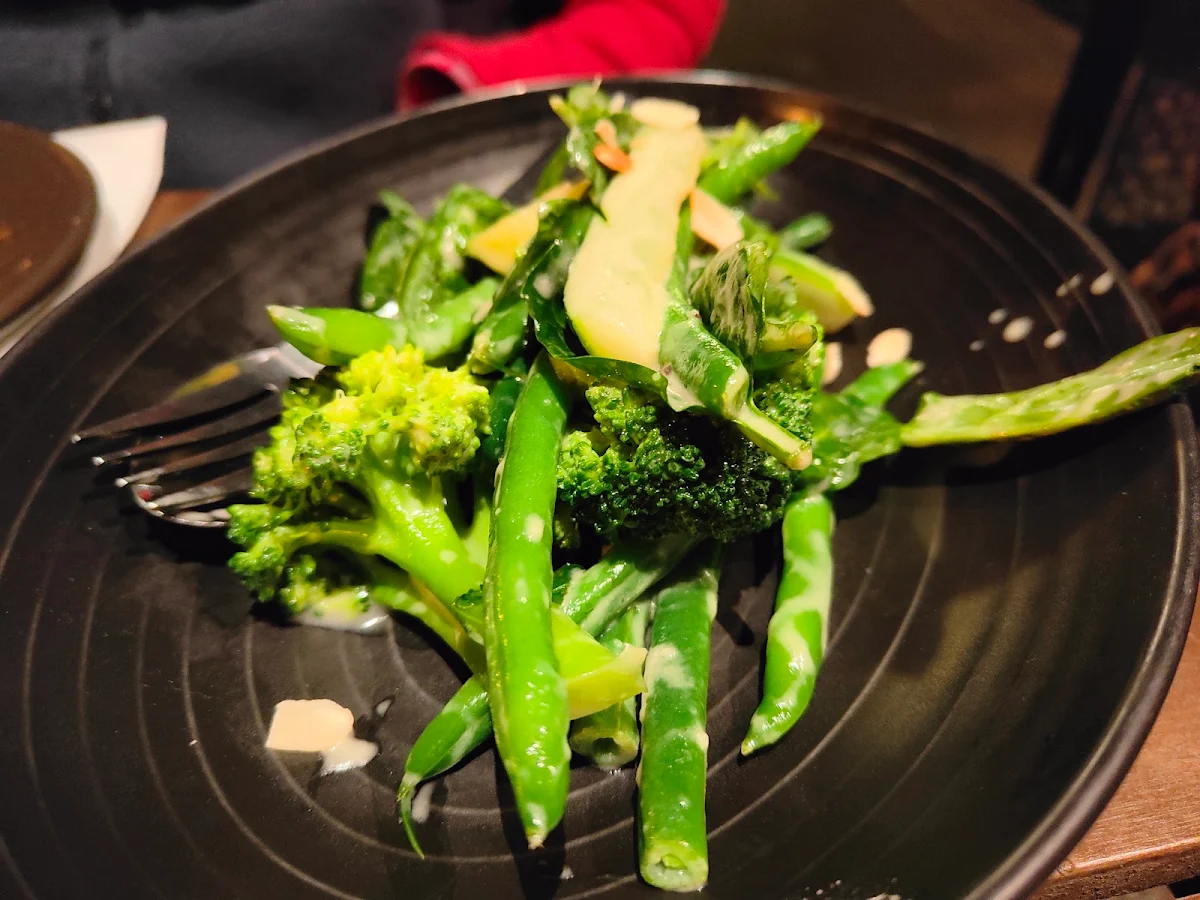 Steamed Green Beans & Broccolini