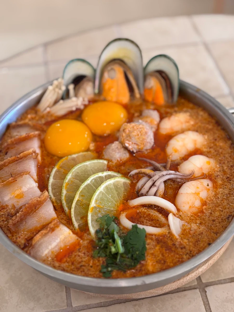 Highlights, LIMLAY Thai Street Food & Bar